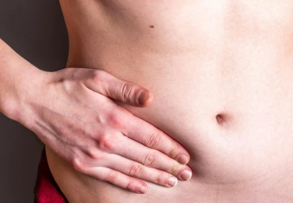Cirurgia para hérnia: por que não esperar a dor piorar?